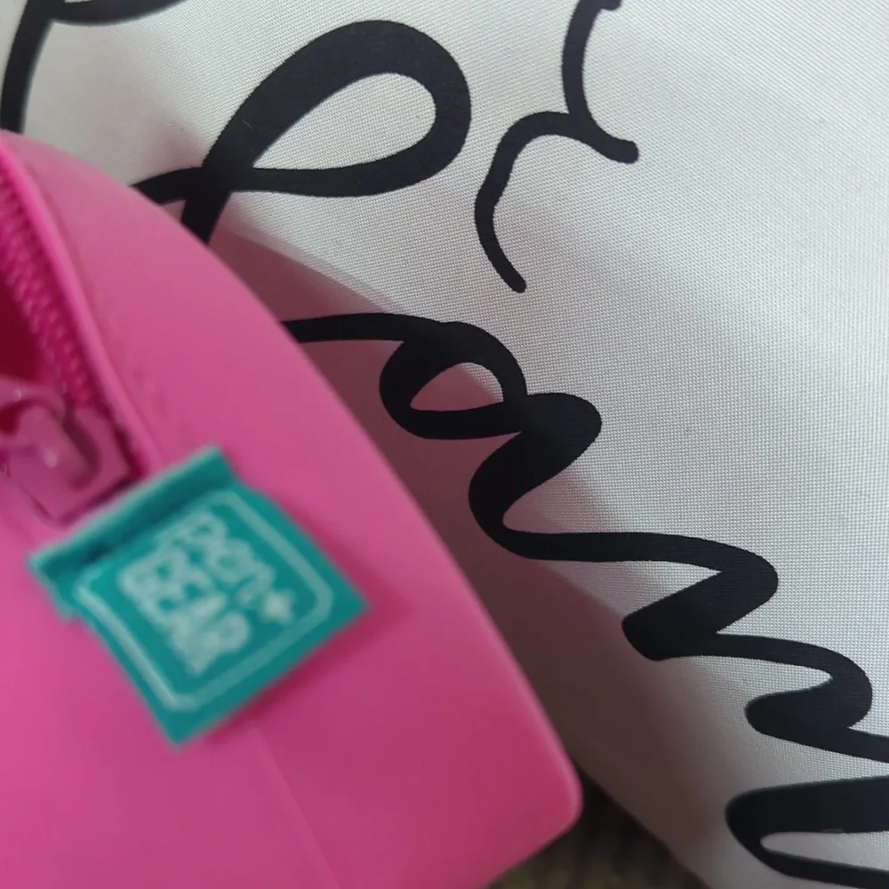 Pen & gear silicone pouch nwt